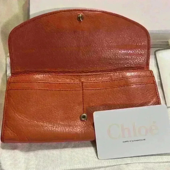 Chloe Long Wallet w/ Box, Authenticity Card and Dust Cover - Picture 5 of 15